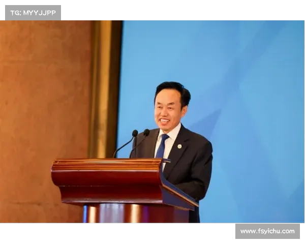 从中国驻瑞士大使到外交学院党委书记,王世廷的新职务引发广泛关注 从中国驻瑞士大使到外交学院党委书记,王世廷的新职务引发广泛关注